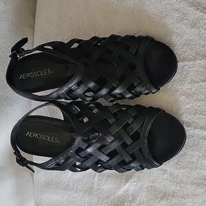 Aerosoles size 9 Cage Heels